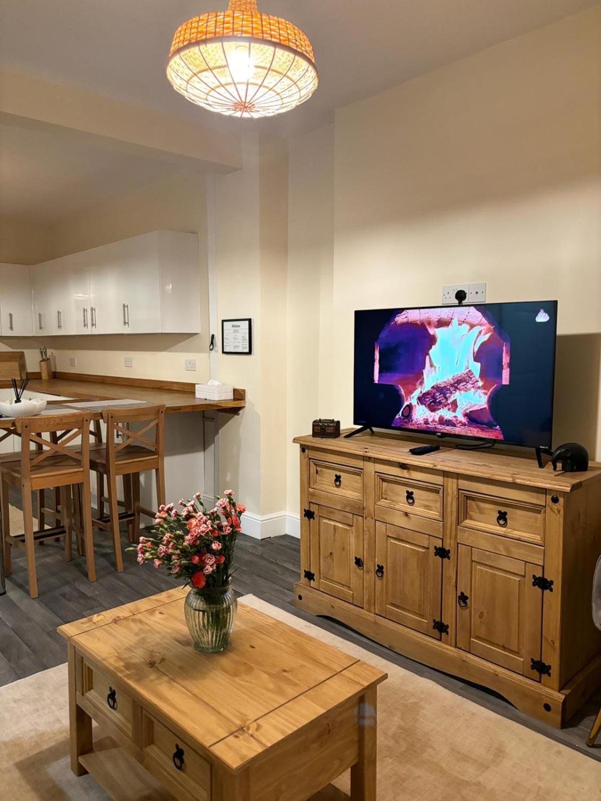 Cardiff/Pernath Home2 외부 사진
